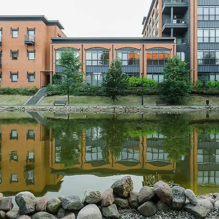 Lumina Luxury 2-level With Parking