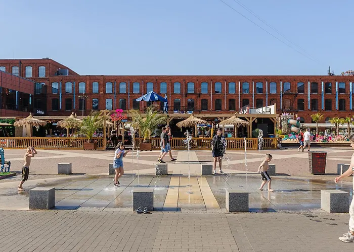 Lumina Luxury 2-level With Parking Lejlighed